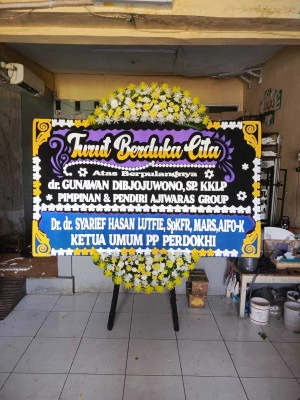 Papan Bunga di Lengkong Gudang Timur